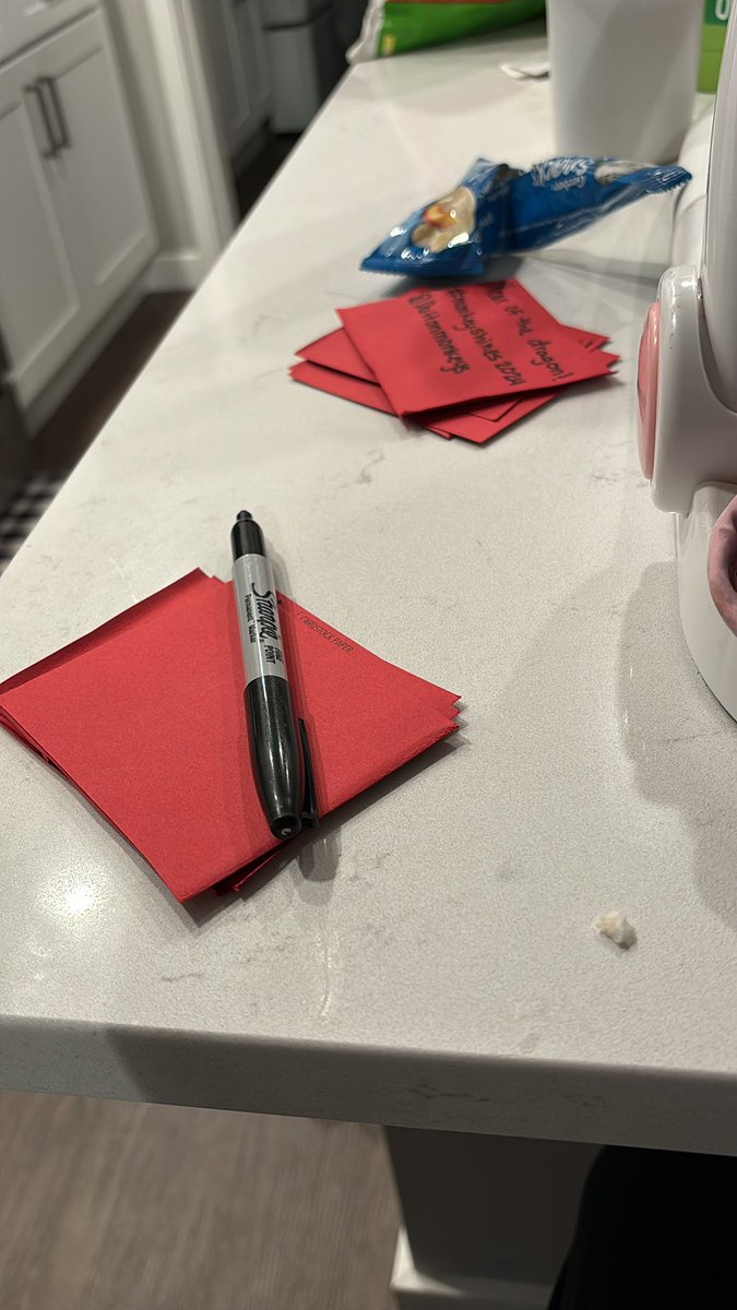 duttonmonkeys's tweet image. Be on the lookout tomorrow as we head out and take the little monkeys on their first hunt and may drop a few surprises too!! #monkeyshines2024