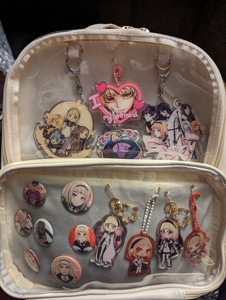 i have received my copy of <a href="/WeaponStoryZine/">Drakengard Weapon Stories Fanzine</a> so I had to put the charm on my ita bag...

also i added the charms I got from <a href="/shonocondo/">steph</a> too :)