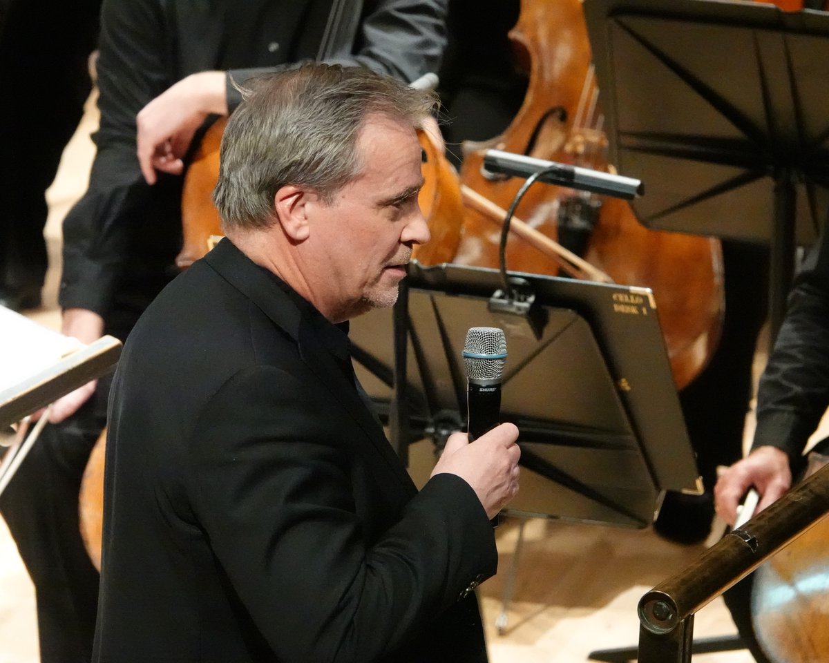 A wonderful night with Christian Tetzlaff @HarrisonParrott & Chief Conductor John Storgårds @BridgewaterHall 🎶Prokofiev: Cinderella | Thomas Adès: Violin Concerto 'Concentric Paths | Shostakovich: Symphony No. 1 in F minor, and a surprise - his Scherzo Op. 7, introduced by John