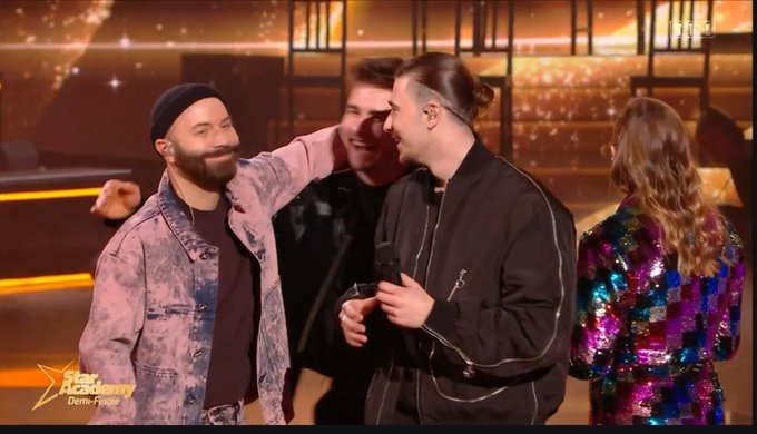 NewsTVReal's tweet photo. Woodkid il a fait sa première apparition sur un plateau, et il a tué le game. #StarAcademyLeLive #Staracademy https://t.co/5NbjOJpHkp