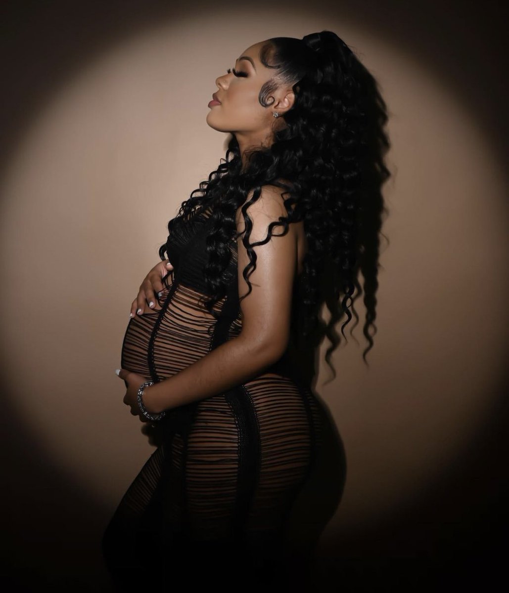 desmeanass's tweet photo. Let me catch yall up, im a muvaaa now🫶🏽 https://t.co/kRuPdu7wEb