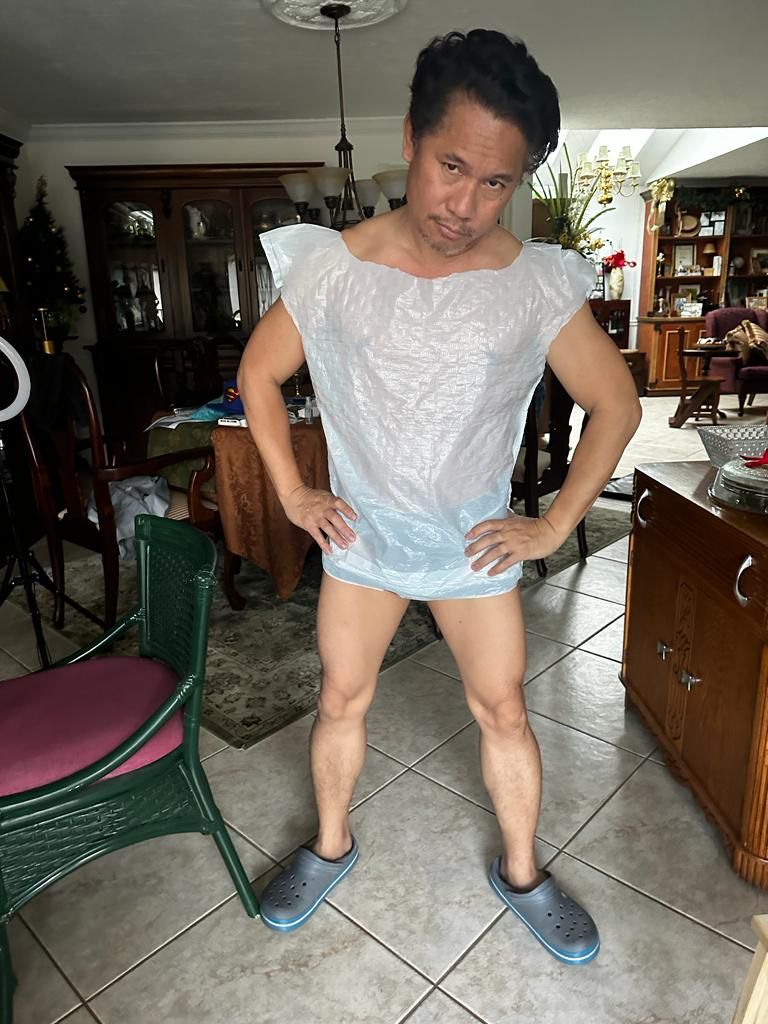 rhan_louie's tweet image. What I wear when I have a haircut with my friend who's a barber
#trashbag #haircut