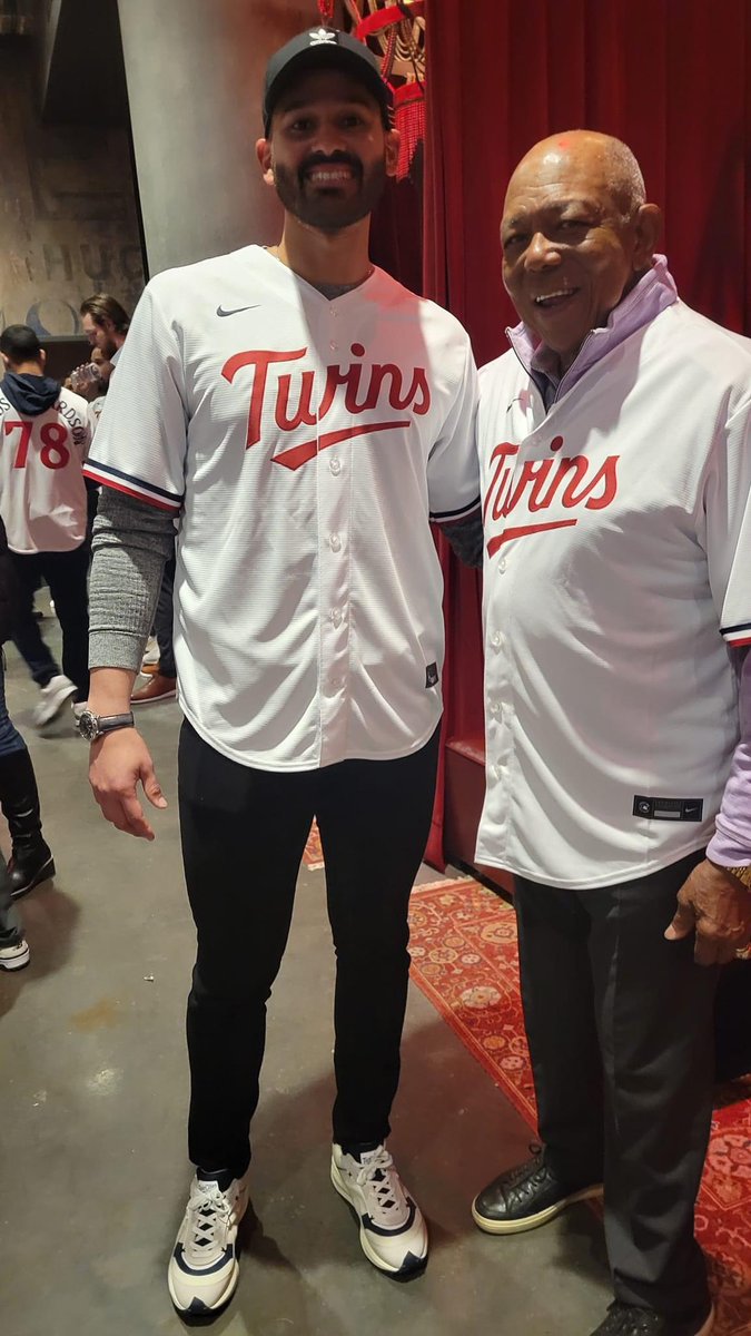 Another great Twins Fest and reunion with friends, players and fans. Otro gran Twins Fest y reencuentro con amigos, jugadores y aficionados. #MNTwins #mntwinscommunityfund