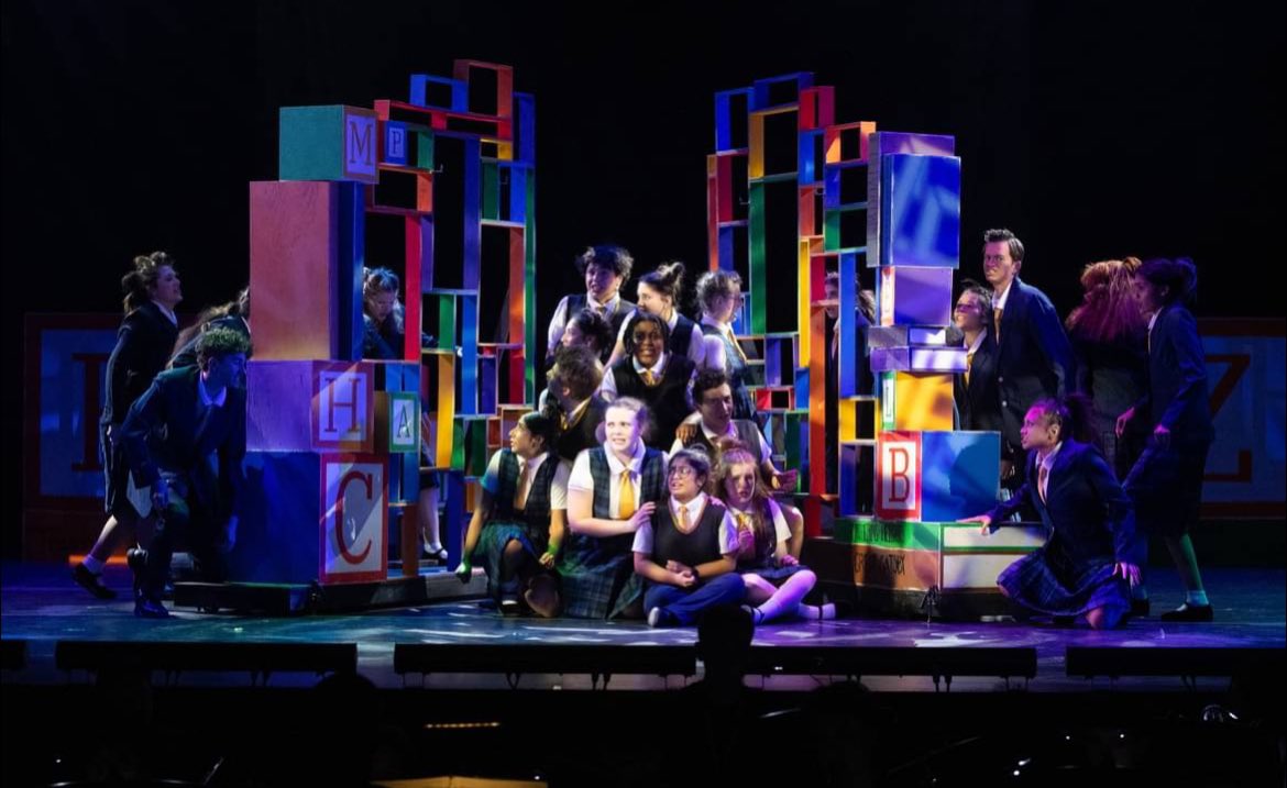 Hebron_Theatre's tweet photo. You have TWO more chances to see this  AMAZING show! Sat 1/27 at 7:00 and Sun 1/28 at 2:00. 

Buys tickets at https://t.co/Q4WBxRgaOQ https://t.co/CYsHUWetVl