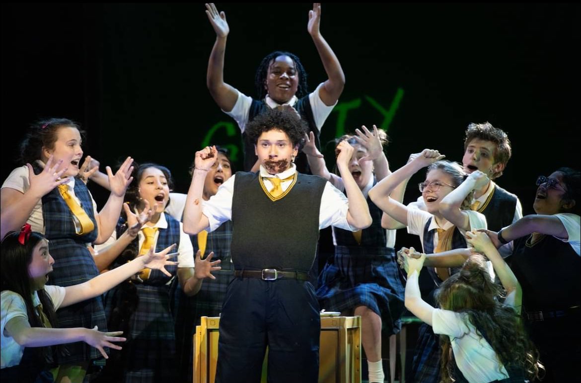 You have TWO more chances to see this  AMAZING show! Sat 1/27 at 7:00 and Sun 1/28 at 2:00. 

Buys tickets at secure.payk12.com/school/_/214/2…