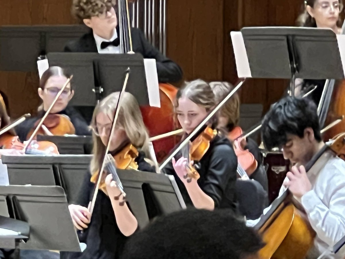 Bravo, Isabella, Hope, and Christian on your performance with the UNO Honors Orchestra! @MSHSactivities