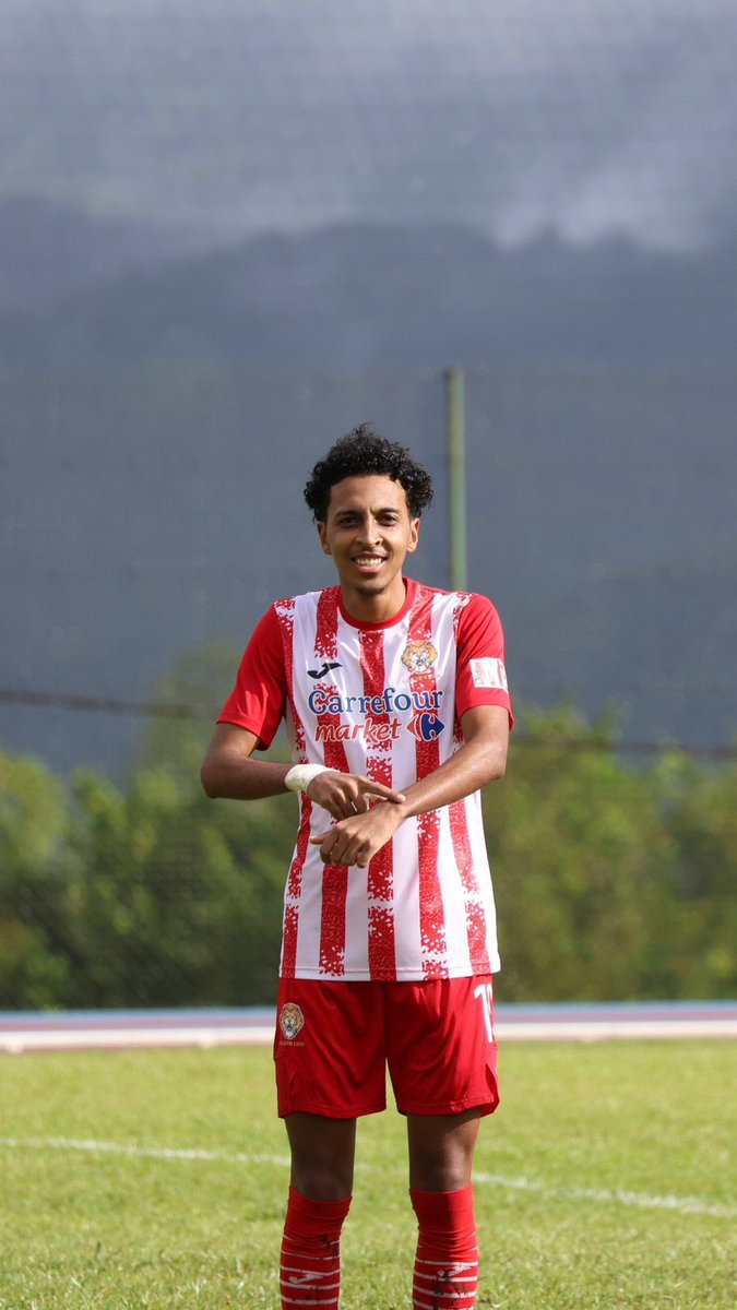 resca_sports's tweet photo. ‼️⚽️ #CDMQ : Victoire du Golden Lion qui élimine le Club Péléen 2-1 ! 

Un coup franc signé Kévin Parsemain et un but de Kirane Gracien pour son retour ! [📹 : Golden Lion] https://t.co/rFu9gjykyz