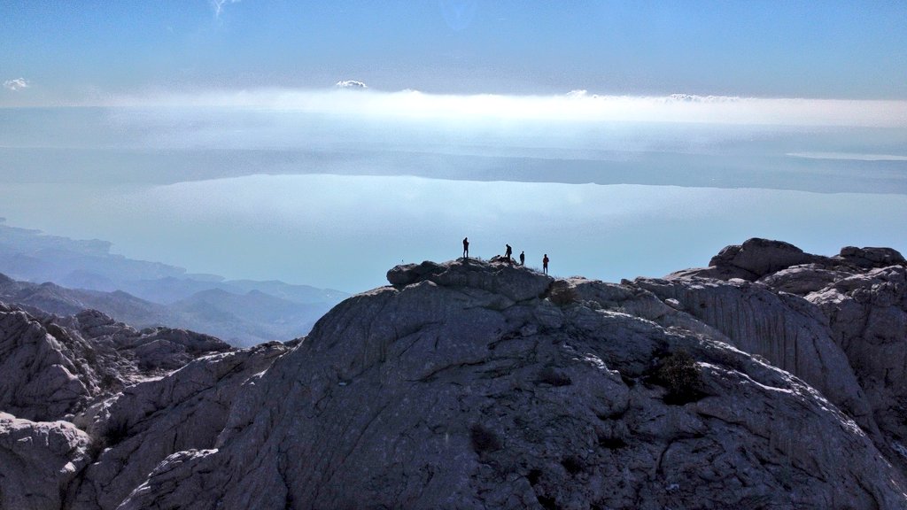 markolonic's tweet photo. #bojinkuk #velebit https://t.co/kbv9y5MVON