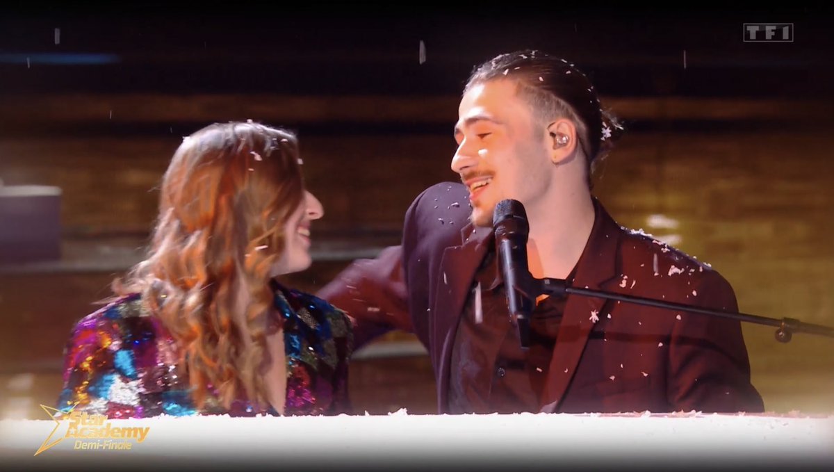 dorianecrp's tweet photo. « on a commencé ensemble et on a terminé ensemble » LES LARMES #Staracademy #StarAcademyleLive https://t.co/aYXnGZM3dg