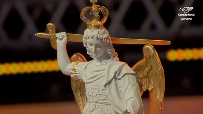 eventoscn's tweet image. #ExercitodeSãoMiguel Começando agora na @cancaonova o Terço do Combate - Irmã Edwiges Maria, Irmão Emanuel Maria, Irmão Luís Maria, Padre Adriano Zandoná 
youtube.com/tvcancaonova/l… #TerçodoCombate #eventoscn