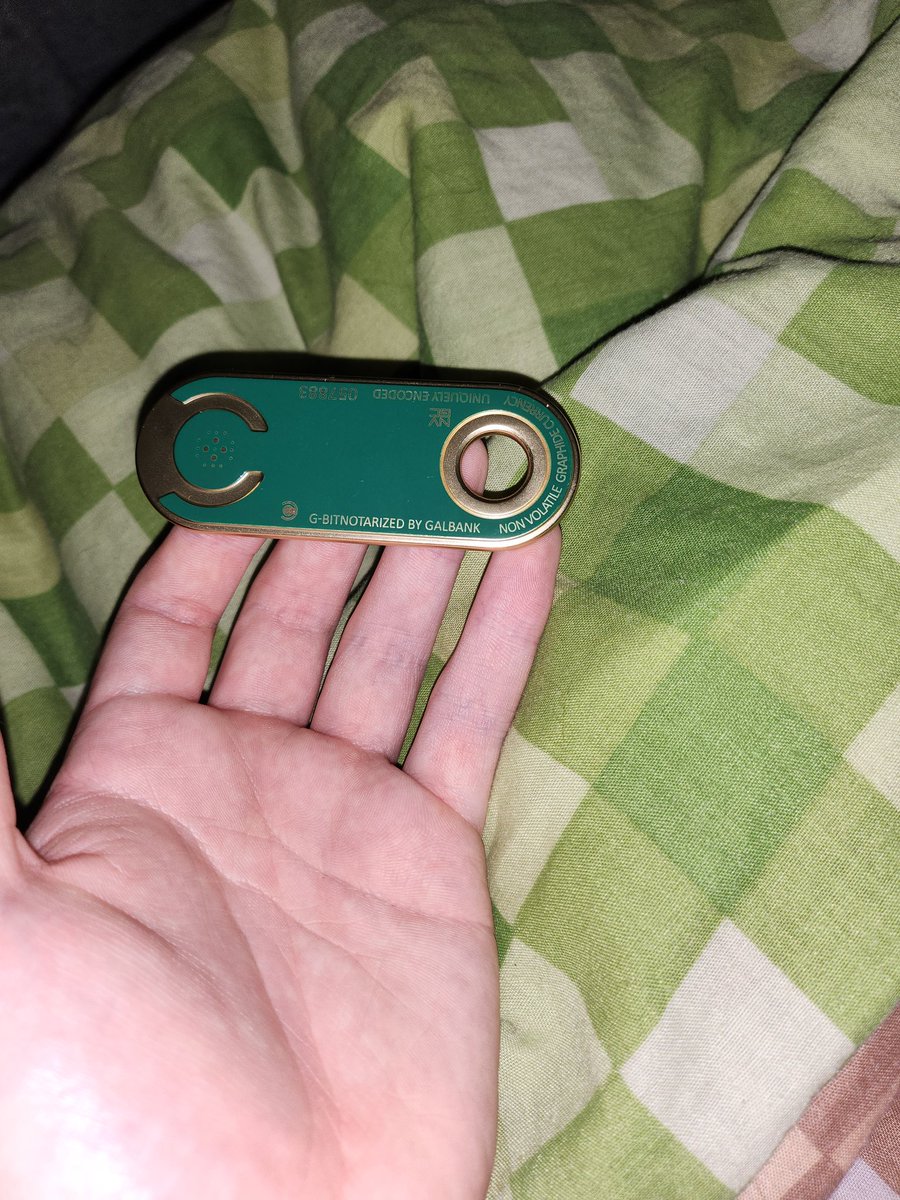 RandomDragon216's tweet image. @imaginecurve heya TeamCurve, i was just curious, is it possible to have a customised contactless payment card (using only RFID for payments i mean) and being able to choose what the chip and antennae are in? Like in a Credstik replica as an example? (Credstik pic attatched)