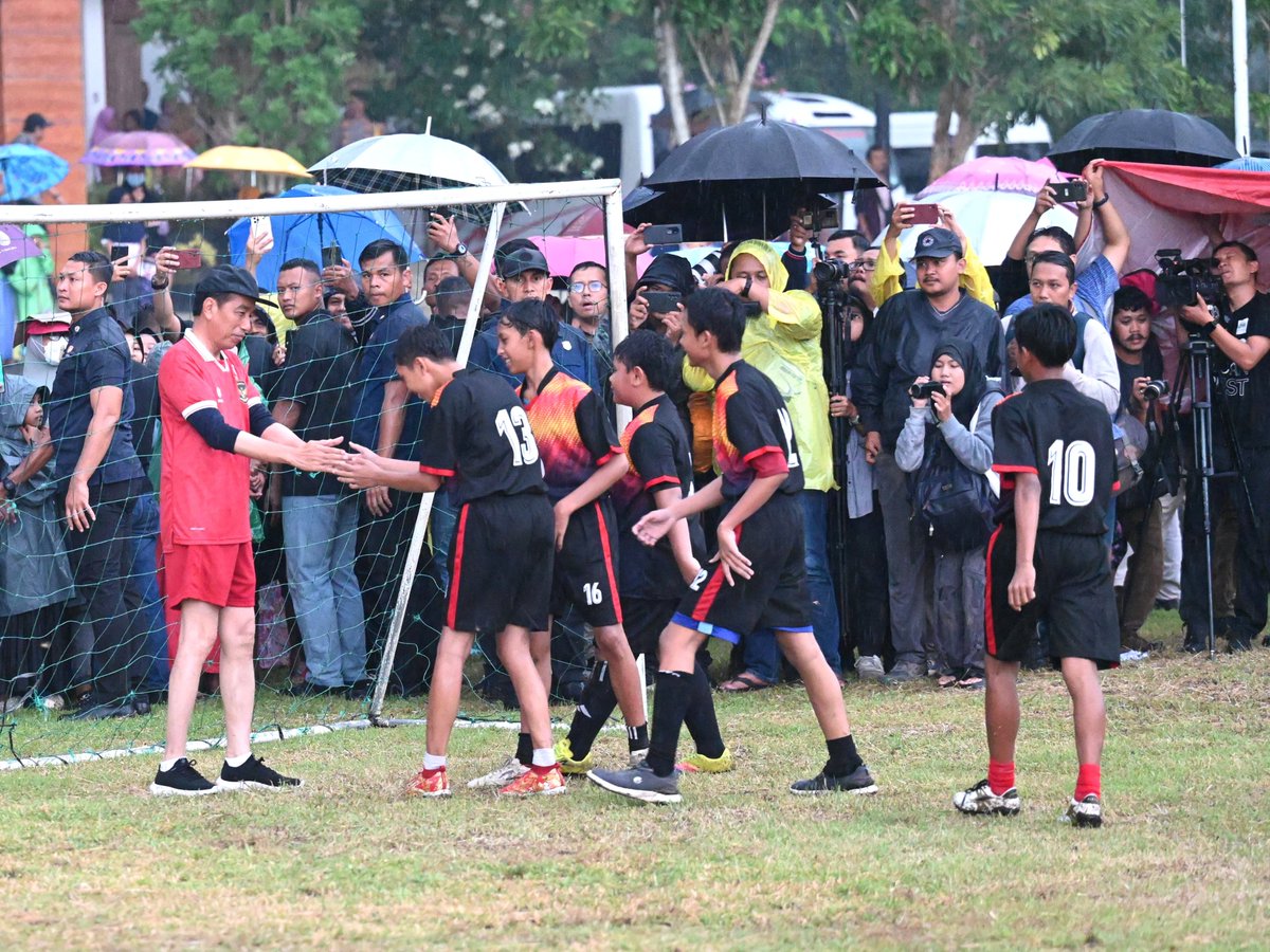 Joko Widodo tweet media