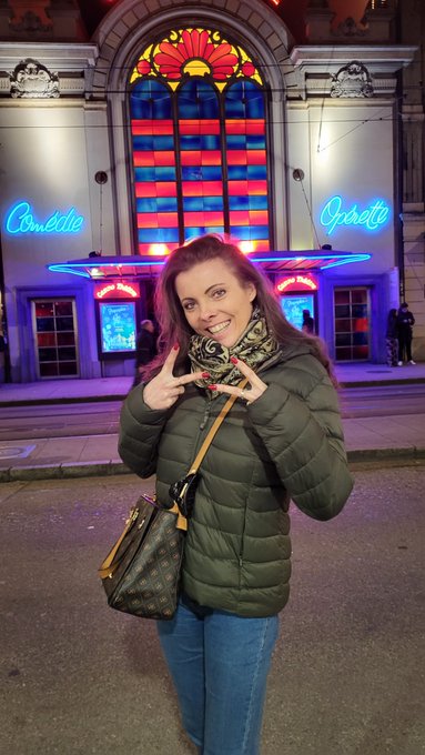 Poupoupidou au th&eacute;&acirc;tre de Carouge Super spectacle Bonne soir&eacute;e les coquins 😘 https://t.co/bpfeNJAl8s