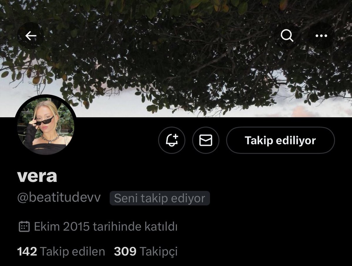 byyniss's tweet photo. dünyanın en eğlenceli en komik en düşünceli en zeki en iyi  iki arkadaşı (ölene kadar sabit) https://t.co/G1Rto7tIPE