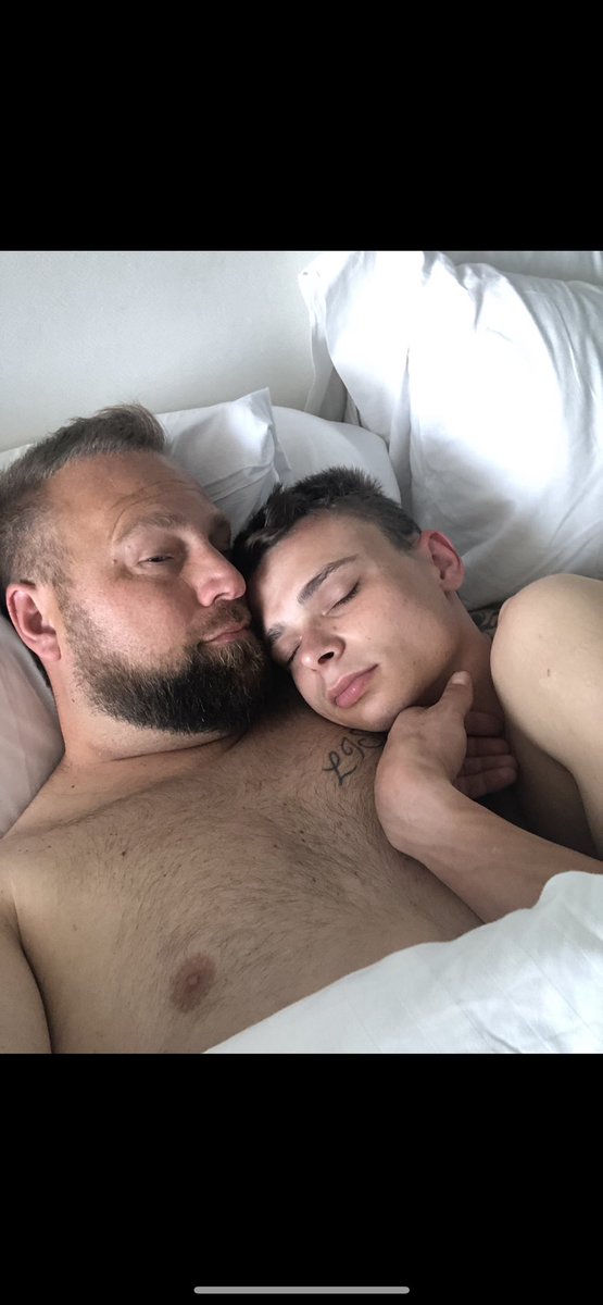Damn daddy 😍😘   <a href="/truckindaddie/">sexuallytwisted</a> I always sleep the best in daddies big arms ❤️❤️