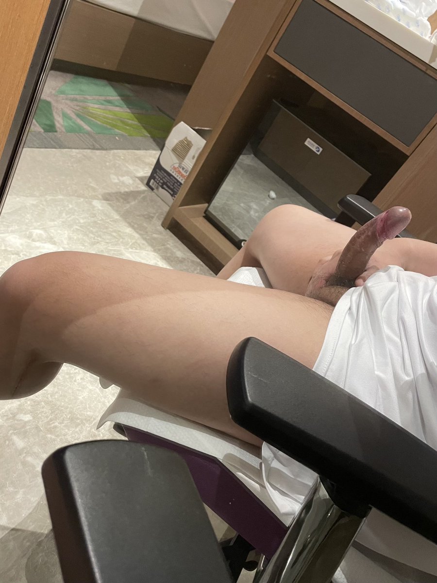 睡不够 tweet media