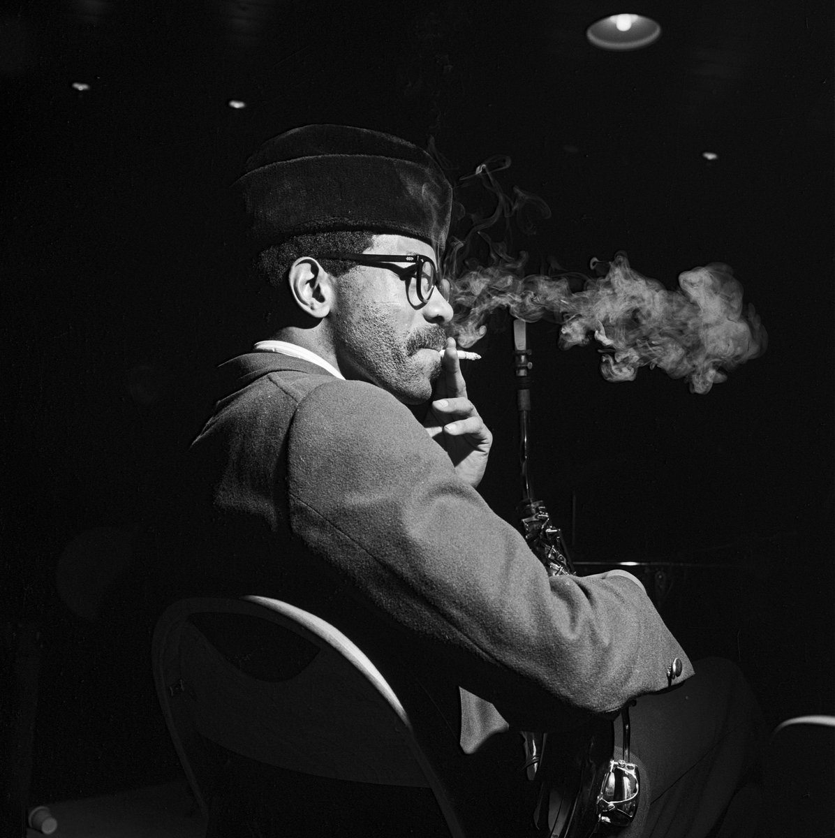 #JoeHenderson photographed by #FrancisWolff on January 27, 1966 at Van Gelder Studio in Englewood Cliffs during the recording session for the saxophonist's album "Mode for Joe," which is being reissued on Feb. 16 in our Classic Vinyl Series: bluenote.lnk.to/JoeHenderson-M…