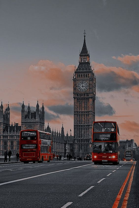 clusterbitch_'s tweet photo. greatest cities in the world <3 https://t.co/HWSv2pQfTm