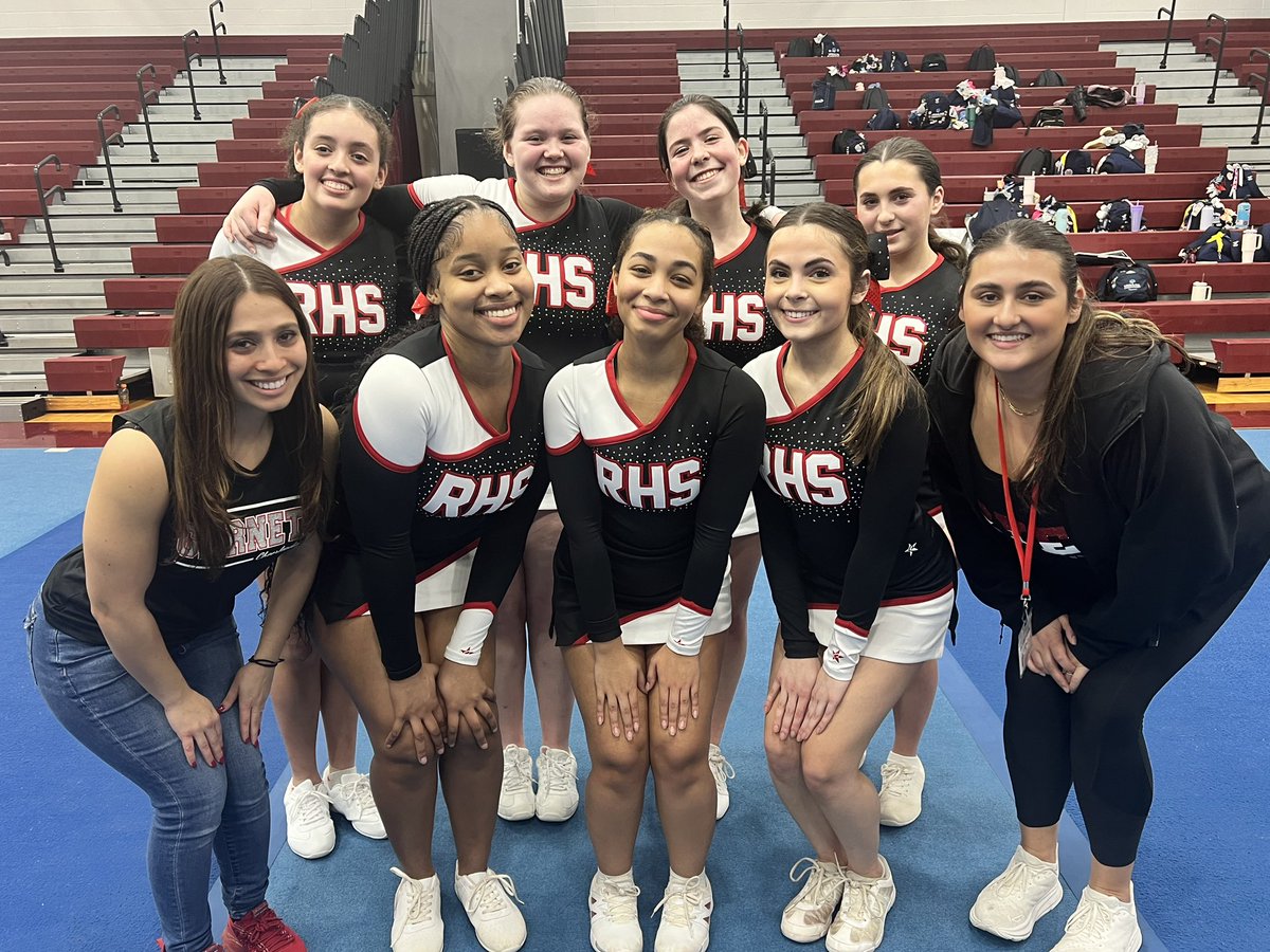 CoachB09042199's tweet photo. 2nd place!!! ❤️🖤 #goRyego @RyeAthletics https://t.co/NnI4md7ULY