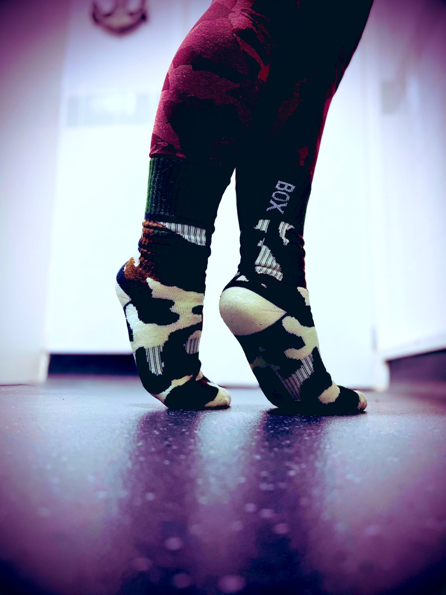 ✨Sweet dreams✨
#Socks #footfetishnation #footfetish #stinkysocks #socksgirl