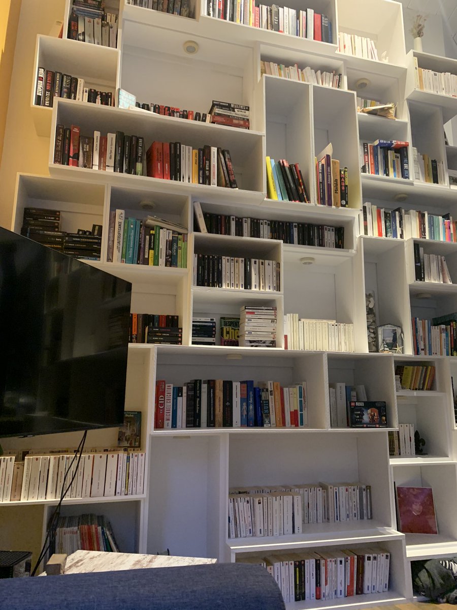 Mouche_Rousse's tweet photo. @C_litteraire https://t.co/XJhgwQrxjJ