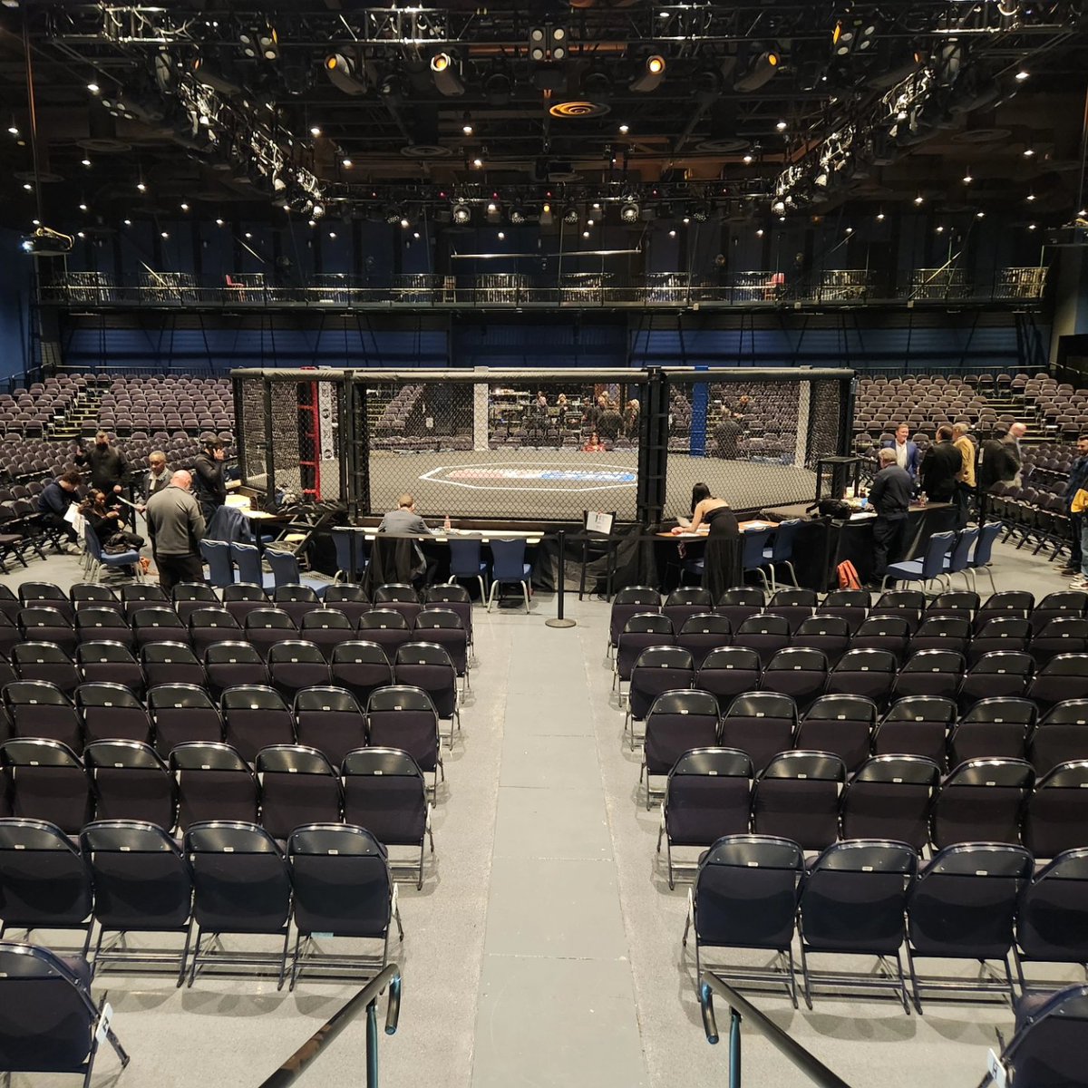 Ready to rock it tonight for round two of back-to-back nights of World Fighting Championships action! It's #WFC165 #MMA LIVE tonight at the @MGMNorthfield Casino! 🎤