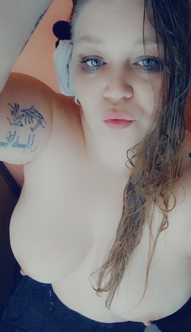 Sweet dreams 💋 https://t.co/fZH0XWiPxT