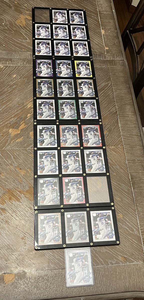 KCKid1507's tweet photo. Would anyone happen to have a single Ultrapro screwdown I could purchase for my 1/1 of my @WhitMerrifield rainbow? 

Also, if anyone has a base #327 of him? I’m looking to trade for one! (Base missing, Father’s Day Blue /50 shipping out next week!)

#TwoHitWhit #HobbyHelp https://t.co/66JBNd9fQG