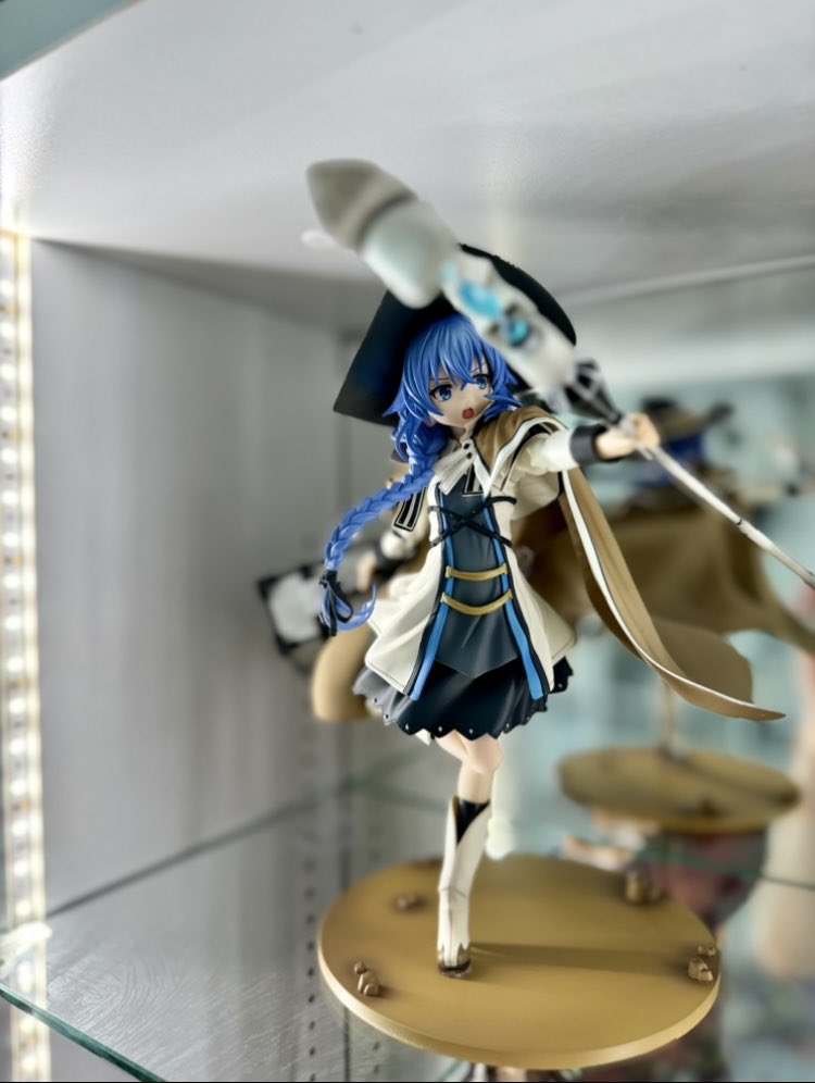 師匠ソファーは危険です！！ こちらに！！