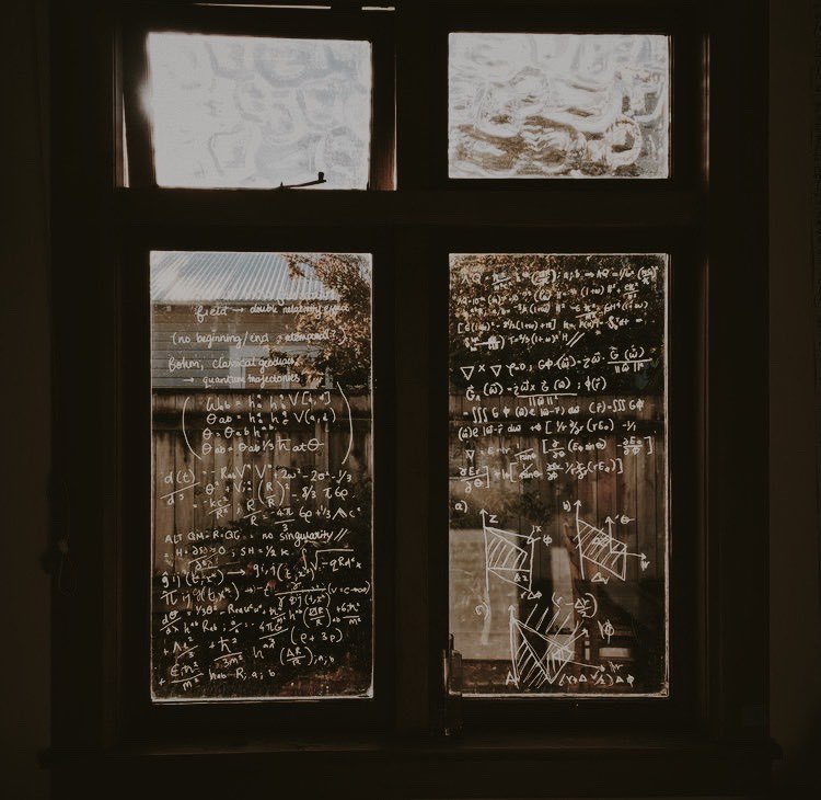 PhysInHistory's tweet photo. Who is your favourite mathematician? ✍️ https://t.co/E56gAU32FT
