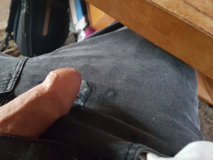 bon dickmznche &agrave; toutes et tous https://t.co/1eDitnsyoG