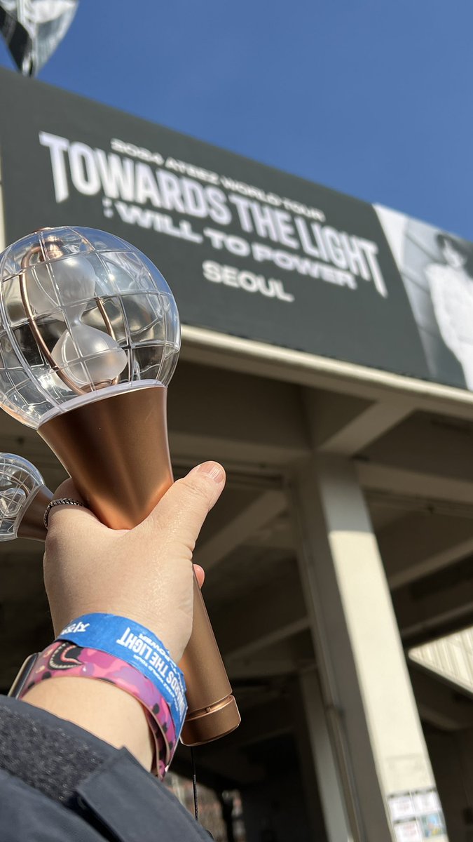 xtremefusion's tweet photo. It’s time to attend Seoul Ateez World Tour 2nd day.

#빛을_향한_에이티즈  #TowardsTheLight  #Will_To_Power #ATEEZ #에이티즈 https://t.co/yeqmP0zOeg