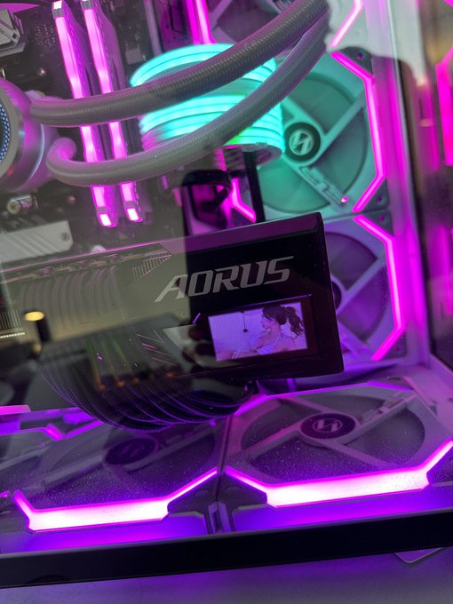 look its me in a gpu https://t.co/om8kyH3te9