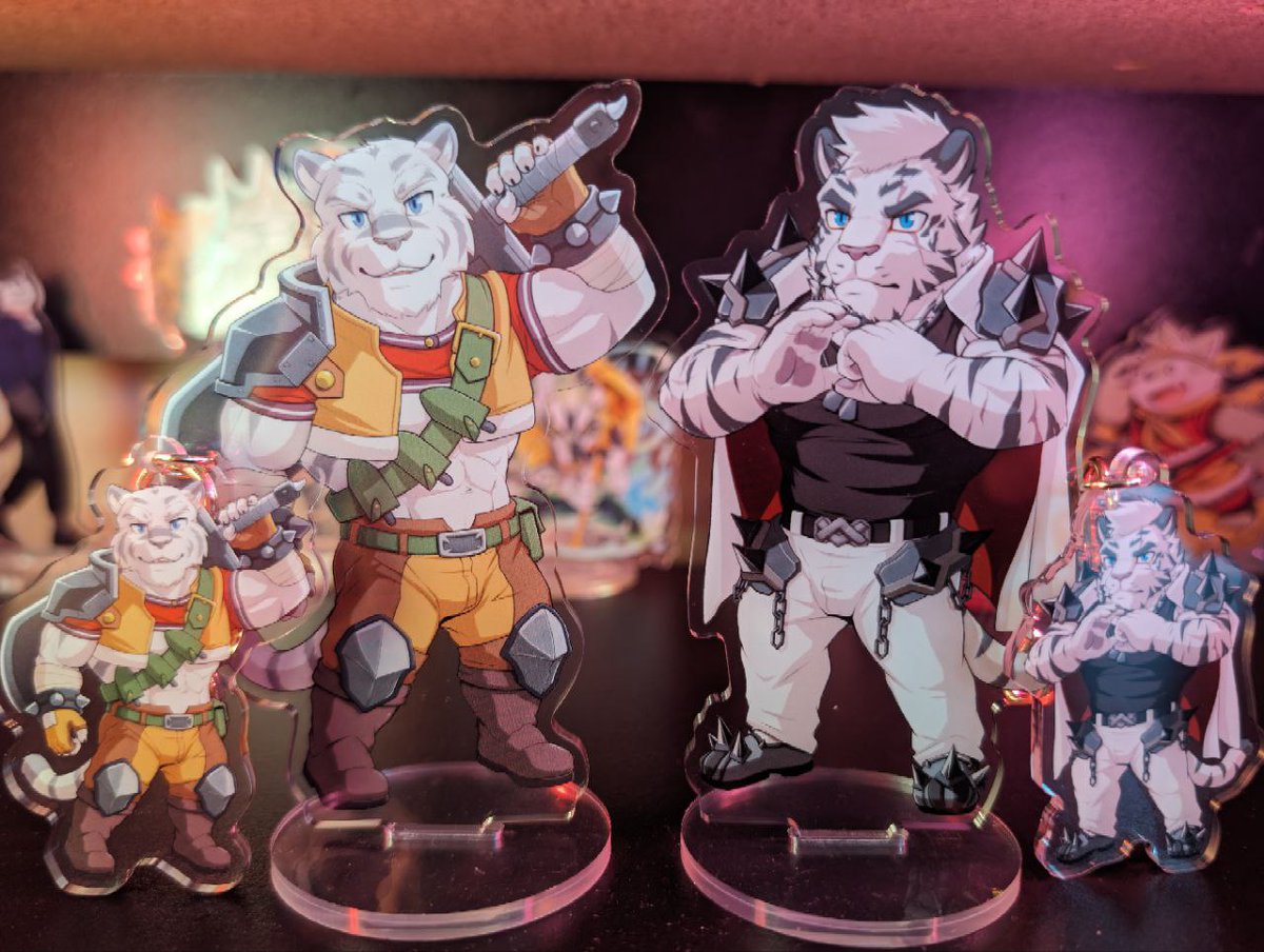 Alright guys the acrylic standees and keychain samples are here! ✨ survey form available from now📦
forms.gle/nAvJfCvZhHSjgu…