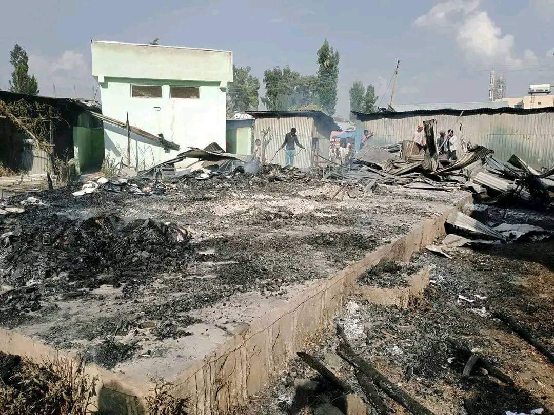 TheDejazmach's tweet photo. [Update Jan. 27/24] Tesfaye Woldesilassie: Today at around 2:30 pm, regime forces destroyed (burned down) various offices📸 in the compound of the mayoral administration in #Bichena town of East Gojjam zone (Amhara region, Ethiopia).

#WarOnAmhara https://t.co/RI0z327rsO