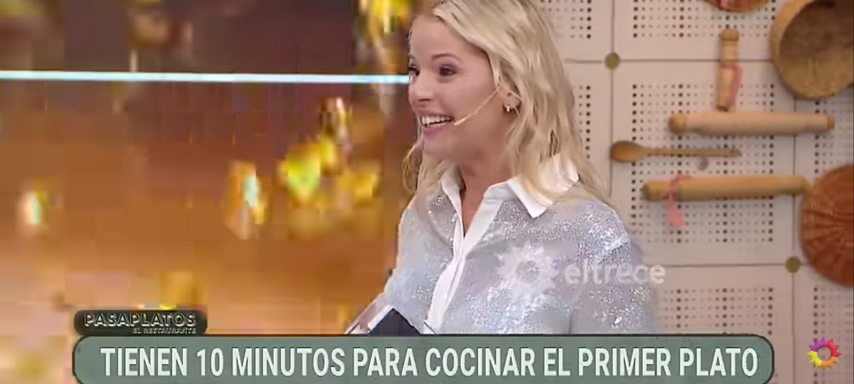 ZampivanezAbril's tweet photo. La princesa dándolo todo en el último programa ❤️ #Pasaplatos https://t.co/QNcROEP4jq