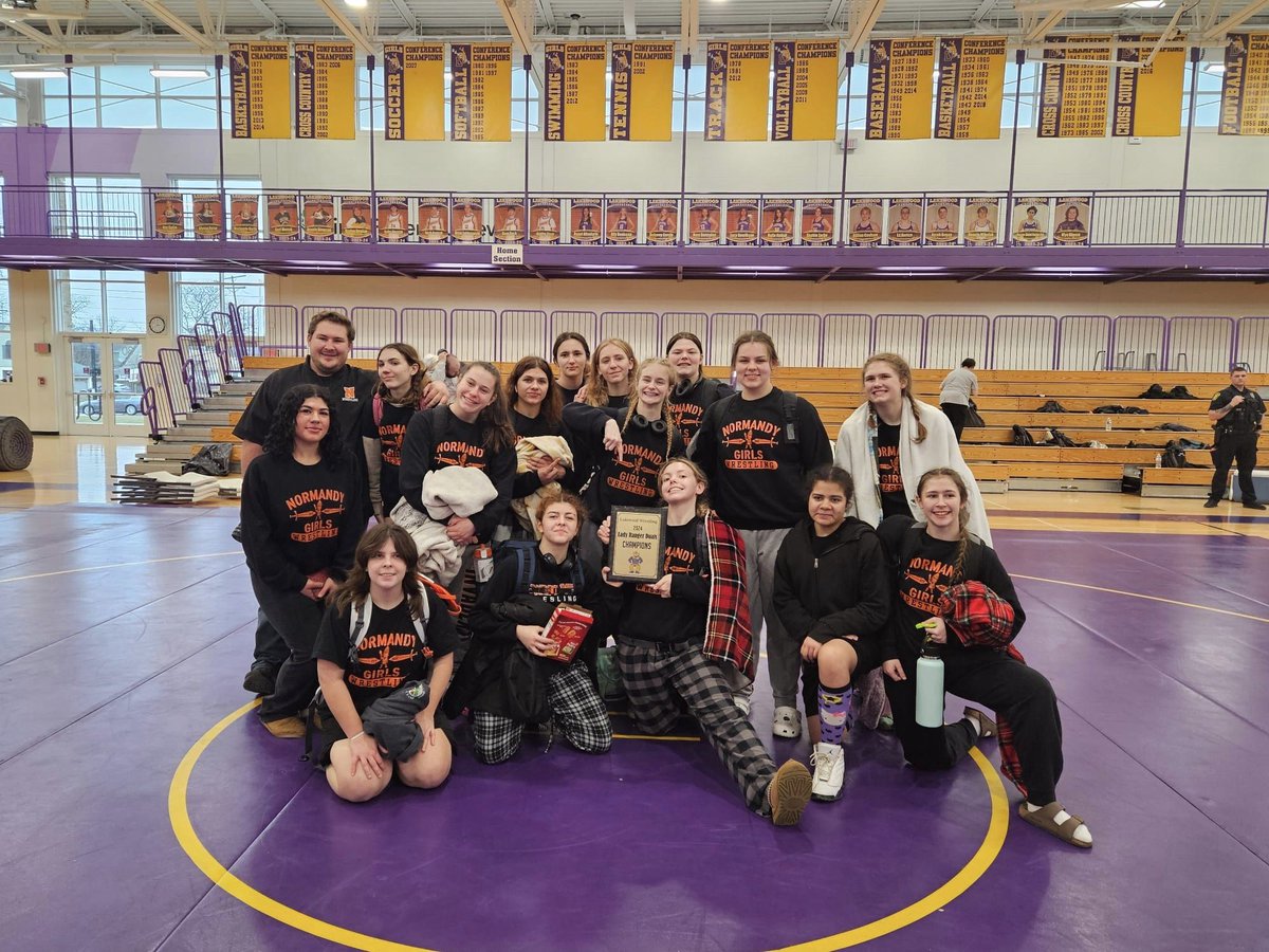 NHSGirlsWrestle's tweet photo. At the Lakewood Duals, the girls wrestling team took home a tournament CHAMPIONSHIP!
On the day they finished 4-0 in duals with the final scores being:
66-6 over John Adams
66-6 over Cleveland Heights
48-20 over Valley Forge
45-21 over Lakewood in the Championship
#InvaderStrong https://t.co/lwCh8gaaKV