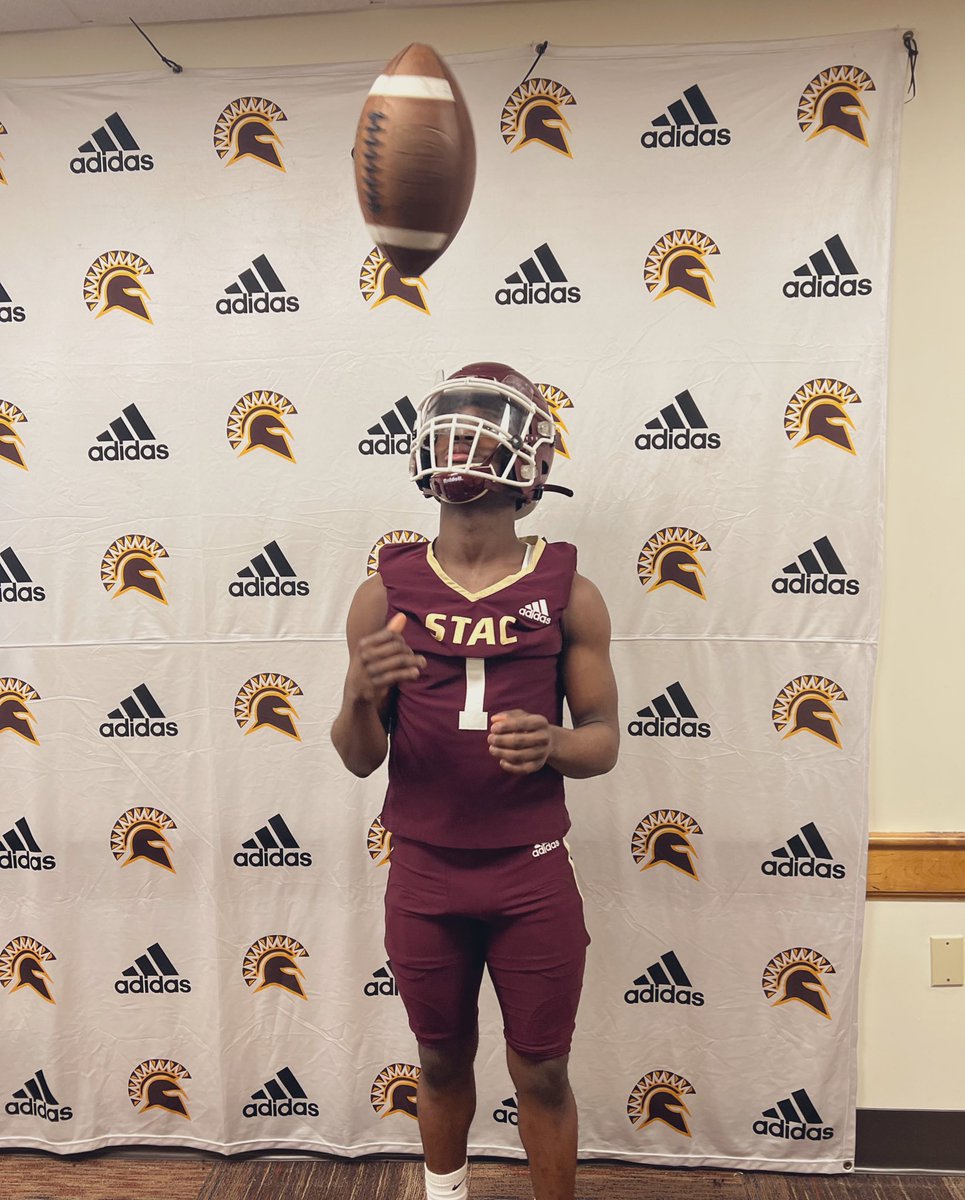 Jakeem0169's tweet photo. Thank u to @STACSprintFB and @CoachBarrySTAC @CoachBarryJr and @CoachReef_ for the opportunity to visit today‼️‼️ https://t.co/z382ZQrxmw