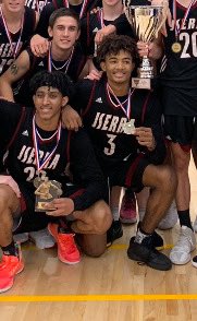 JSerra_Hoops's tweet image. Our boys @IanJumaine &amp;amp; @_02deuce closing out big time games on the road tonight for Utah State &amp;amp; Tennesse State !!! Love to see it 🦁🏀🦁