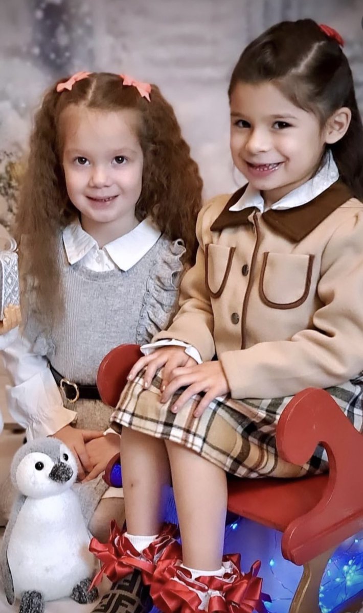 safaa_malik's tweet photo. Happy 4th birthday to our baby girl Bella 💞 hope you have the most magical day princess lots of love me and nay nay 😘 https://t.co/WzBWtuHGLB
