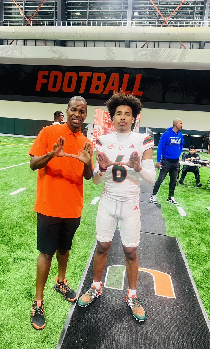 MasonJames_1's tweet image. #AGTG Beyond blessed to receive an offer from Miami Hurricanes!! 🟢🟠 @CoachPop_Cooney @Kevin_Beard9 @SkysTheLimitWR @NNCoachJones