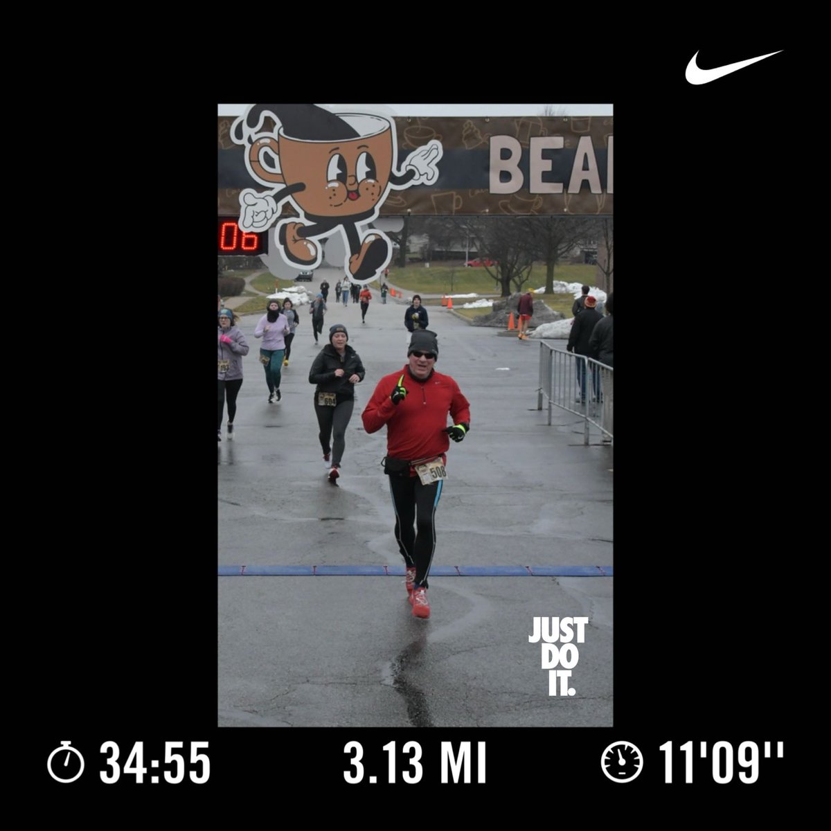 Nice chilly run! Haven’t ran the Battle of the Bean in a few years. Not a bad run,.. no crash n burn this time out.. 😁 Surprisingly enough I got 1st in Age Group! Whoop! Official - 34:43.3
#cantstopwontstoprunning
#pushingtheclockback
#foryoumom
#foryoudad
