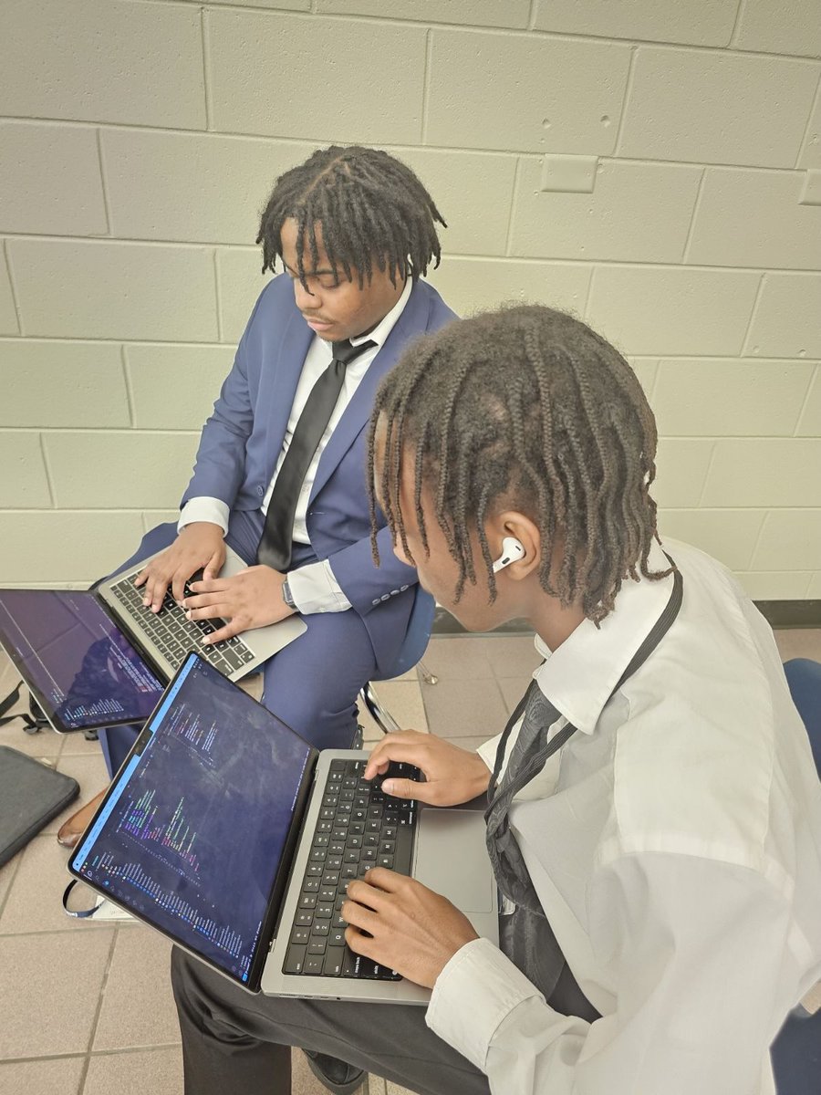 cwhs_coding's tweet image. Congratulations to Wunsche Coding Initiative on BPA wins! Carl and Jean-Paul, 1st in Web Design Fundamentals; Jeremiah and Alex, 2nd in Web Design Team; Hannah, 1st in Health Research, all state-bound.
@cwhs_springisd @DrAlfredJames @SpringISD_CTE