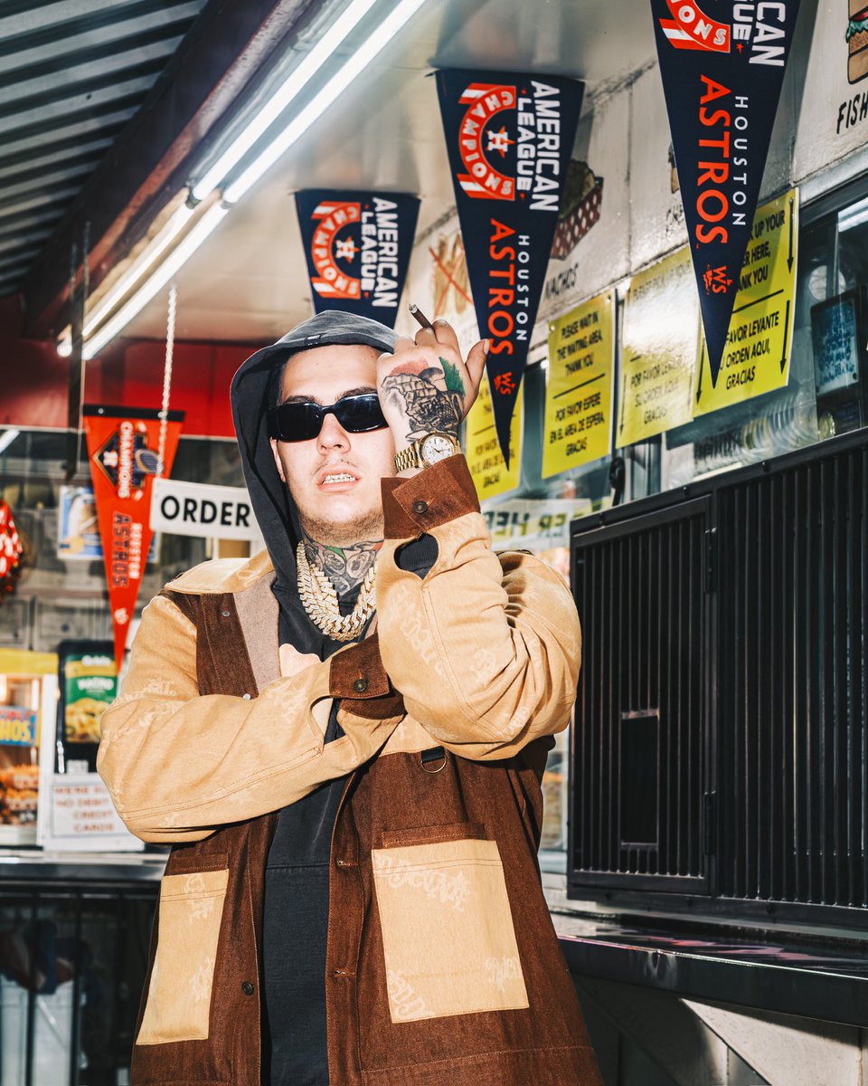 fadeddecade's tweet photo. Peso Peso for Faded Decade 

Shot by Max Hummels https://t.co/k9hcQsNvQH