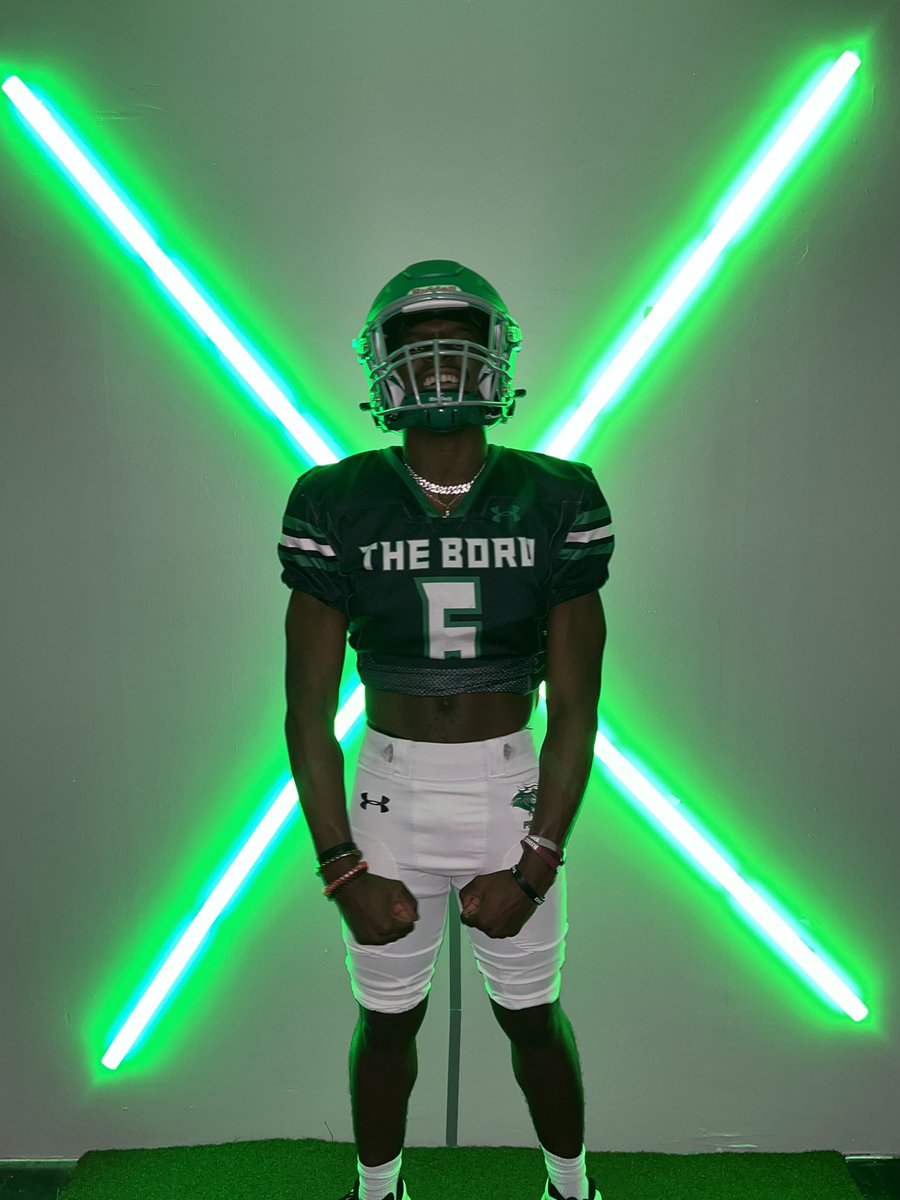 NoahPeters6056's tweet photo. Had an awesome visit yesterday @GC_Pride_Fball!!!! very welcoming and felt like fam💯Thank you @CoachHartman_GC @coach_card @CoachCale_GC 🫶🏾🔥 https://t.co/UUFGLPMILm