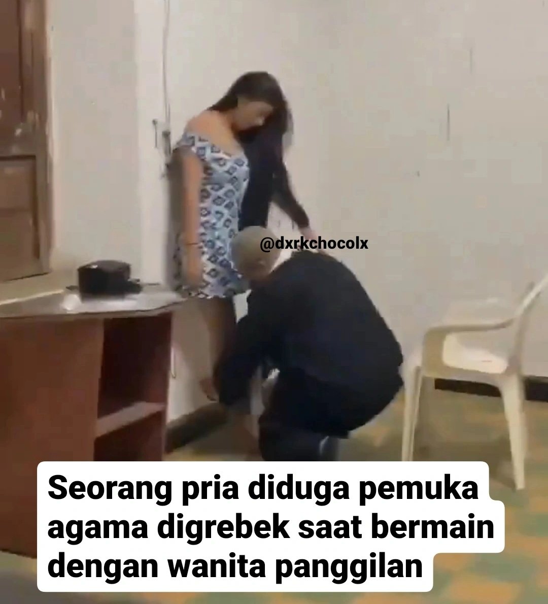 Kejadian heboh terjadi di Amerika Selatan ketika dua pemuda menciduk pemuka agama melakukan hal tak senonoh

Bagaimana menurut kalian?