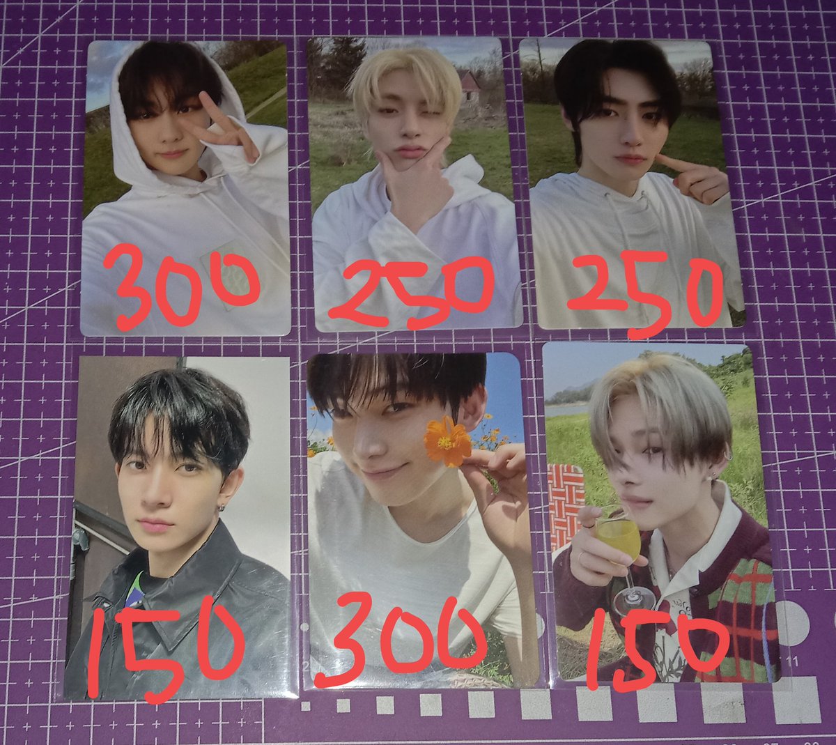 Wts lfb
Enhypen orange and dark blood pcs tingi

Prices on pic
-Payo/1 month dop (addtl fees)
-Free official pc if taking 2 or more pcs
Dm or reply to claim

#. Enhypen Jungwon heeseung jake sunghoon sunoo ni-ki hoodie weverse engene ver. Manifesto zip up kpopmerch pob ld flower