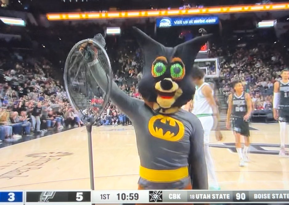 Most people who experience the Spurs bats for the first time ask: “everyone just sits around and watches a mascot dressed in a batman costume chase it?”

The answer is yes. You’d want an experienced professional handling this, wouldn’t you?

“Year 21” isnt just for LeBron.