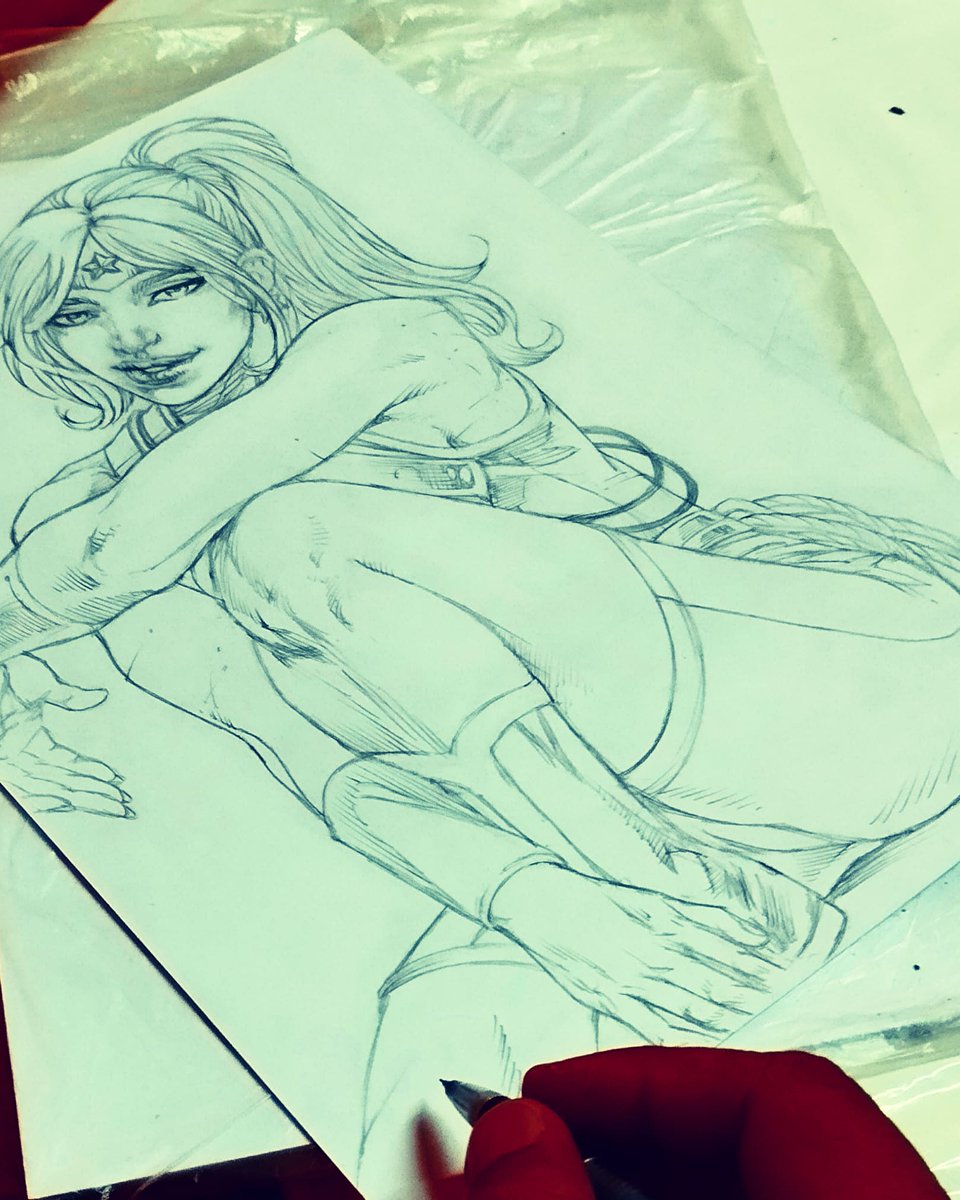 AldirRocha3's tweet photo. Trinity Lizzie Prince art by Aldir Rocha #trinityprince #trinitydaughterofwonderwoman #WonderWoman #dccomics #comics #artwork #arte #desenho #drawing #drawart #gibi #wonderwomantrinity #pinupgirl #bandadesenhada #pinupgirl https://t.co/RMIPZef3bK