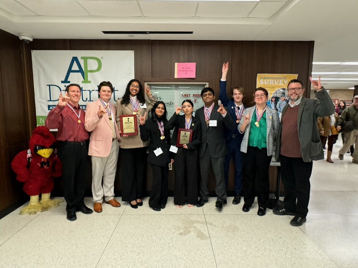 AcadecTx's tweet photo. Region IX's top scoring Medium School-Heritage High
@HHSCoyotes in @friscoisd and Large School-Marcus High @Marcus_HS in @LewisvilleISD

Congrats to both! https://t.co/XAxBe6NrLD